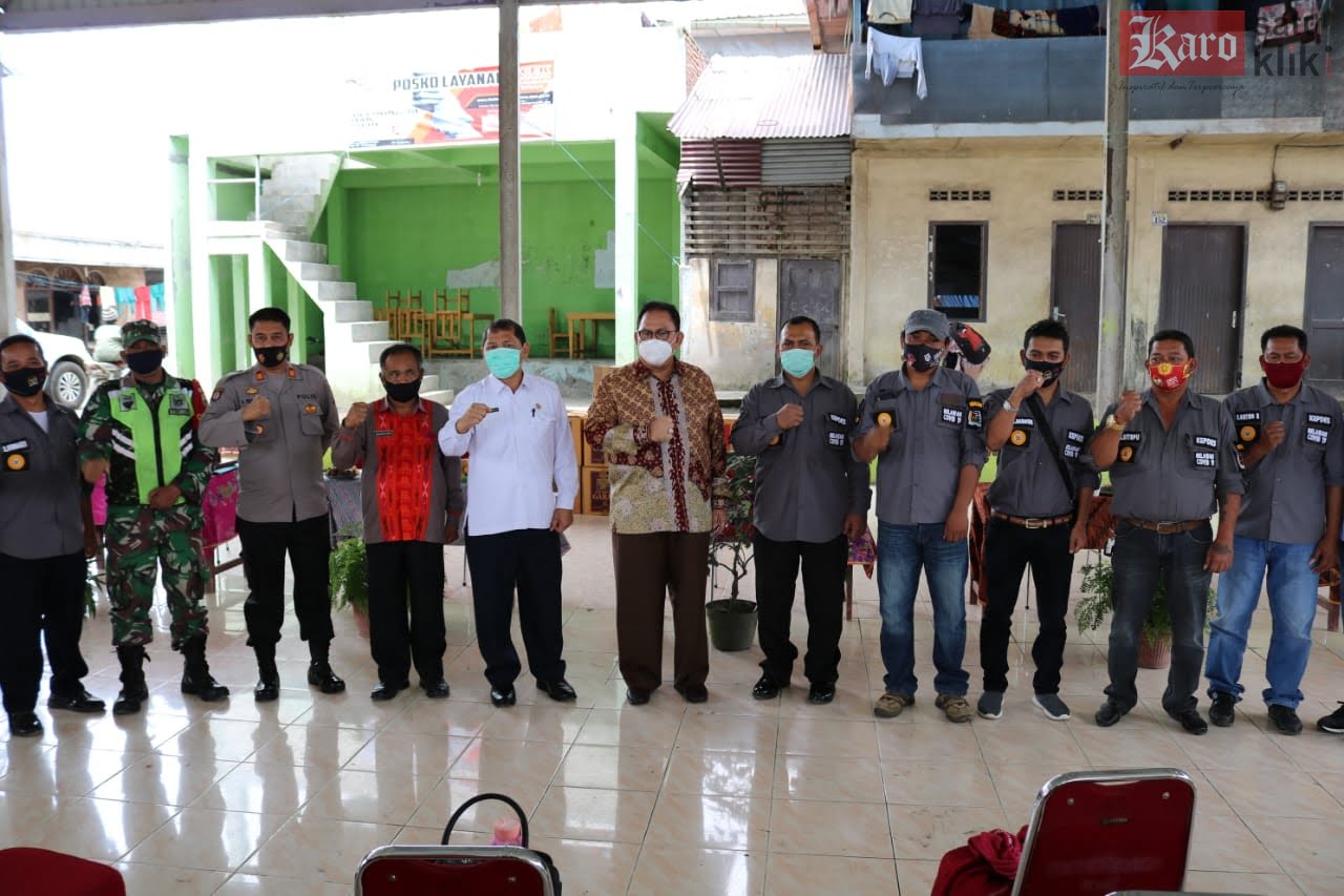 Ketua DPRD Sumatera Utara, Drs Baskami Ginting didampingi Bupati Karo Terkelin Brahmana