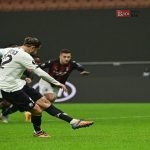 Striker Lille asal Turki Yusuf Yazici borong 3 gol ke gawang Milan.