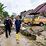 Gubernur Tinjau Lokasi Banjir di Medan - Deli Serdang