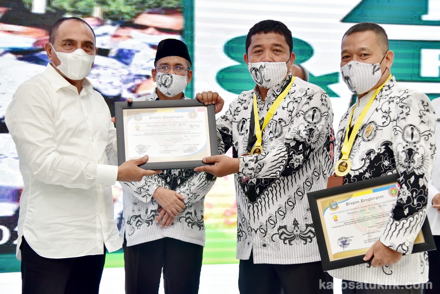 Serahkan Medali Gurulympics PGRI 2020, Edy Rahmayadi Sebut Dulu ...