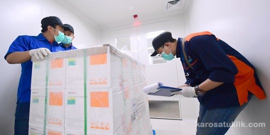 masyarakat-calon-penerima-vaksin-covid-19-akan-terima-notifikasi-sms masyarakat-calon-penerima-vaksin-covid-19-akan-terima-notifikasi-sms