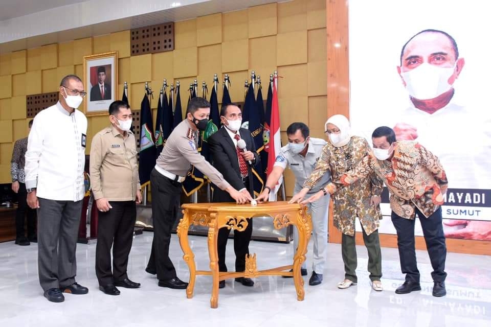 E-Mobile Samsat Sumut Bermartabat Diluncurkan, Edy Rahmayadi