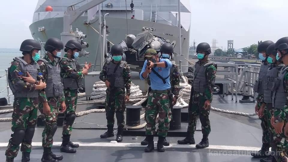 KRI Oswald Siahaan Gelar Latihan VBSS