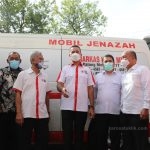 Musa Rajekshah Terima Bantuan Mobil Jenazah dan Depot Disinfektan untuk PMI Kota Medan