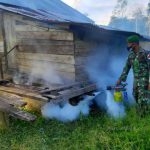 Yonif 125Simbisa gelar Fogging Kampung Kondo Cegah Malaria dan Demam Berdarah