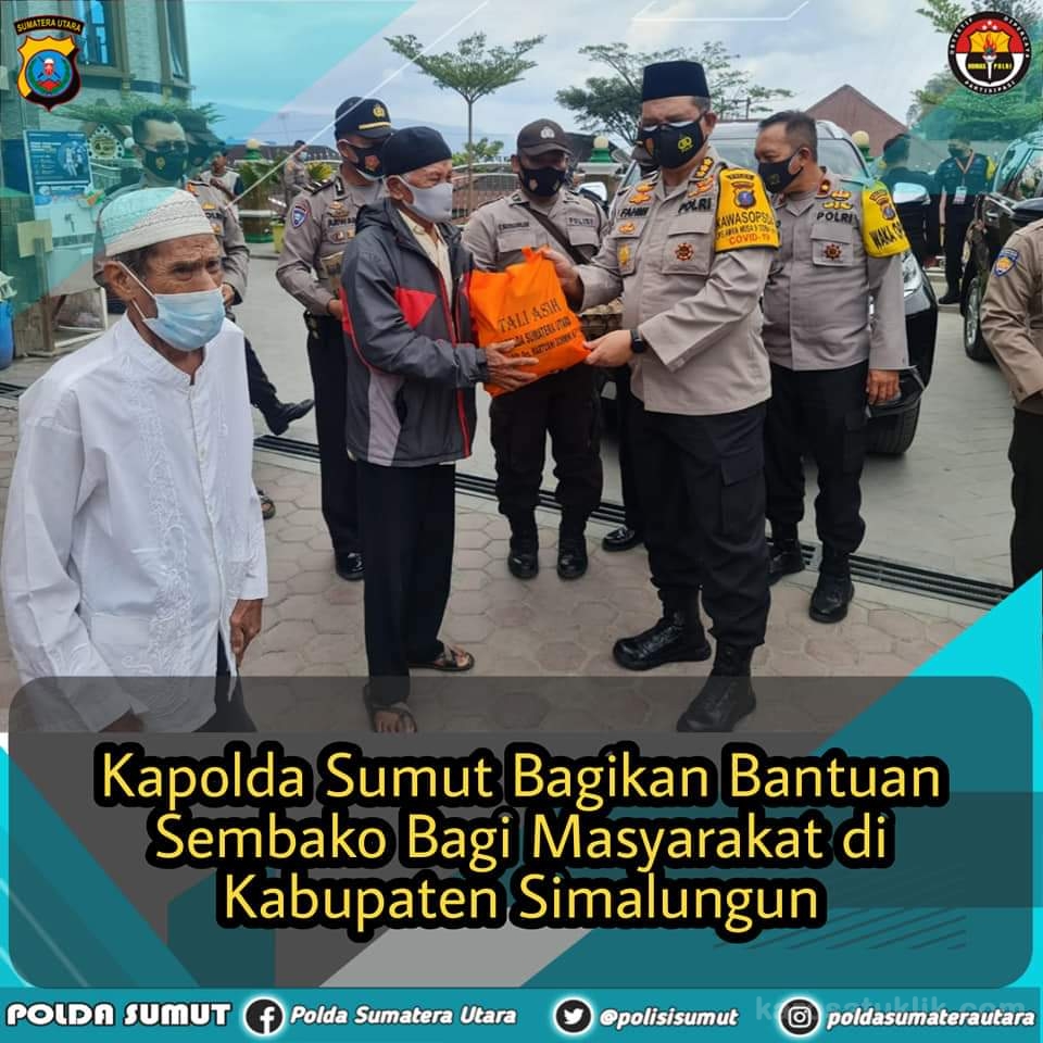 Kapolda Sumut Berikan 250 Paket Sembako ke Masjid Raya Taqwa Parapat (2)