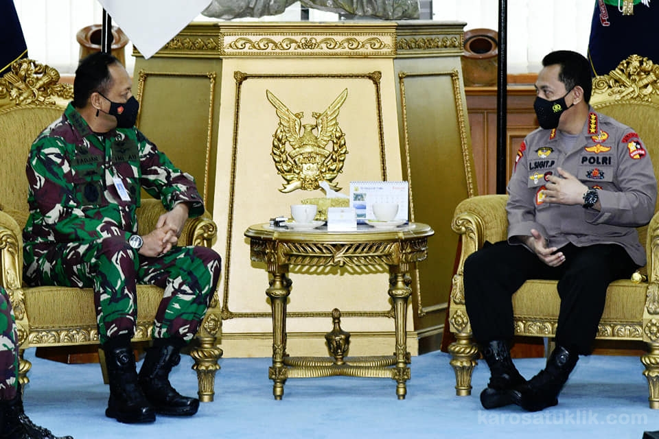 Kapolri Kunjungi Kasau di Mabes TNI AU