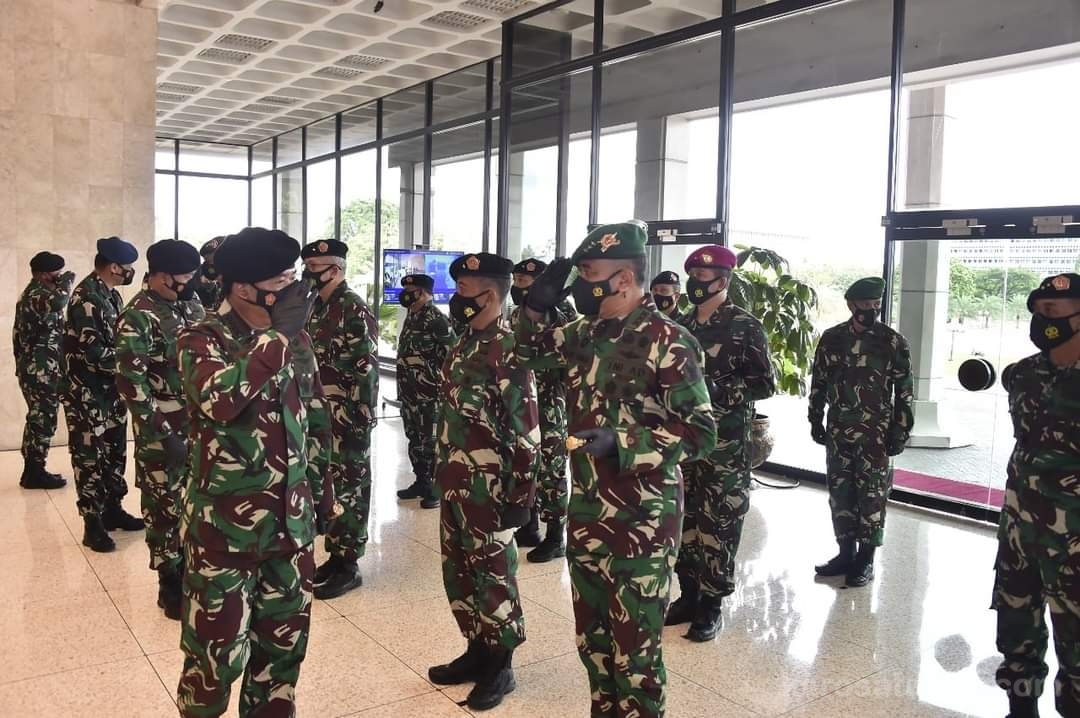 Panglima TNI Terima Laporan Kenaikan Pangkat 23 Perwira Tinggi