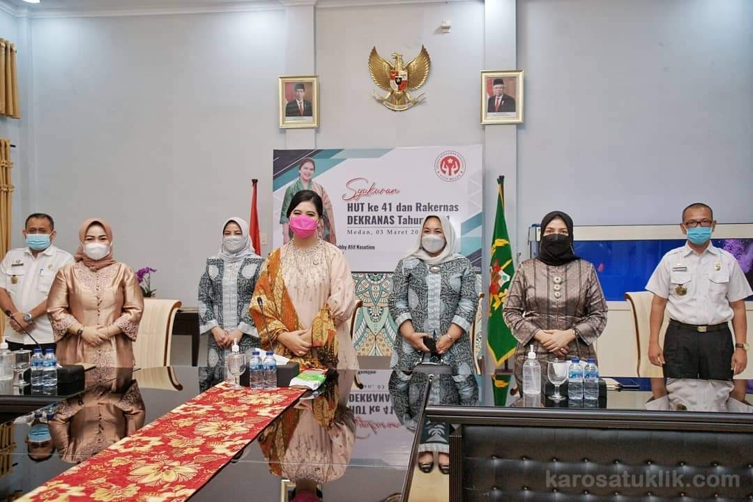 Kahiyang Ayu Bobby Nasution Menghadiri Syukuran HUT ke 41 dan Rakernas Dekranas Tahun 2021