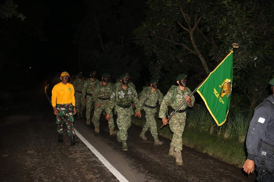 prajurit Yonif Raider 514SY92 Kostrad