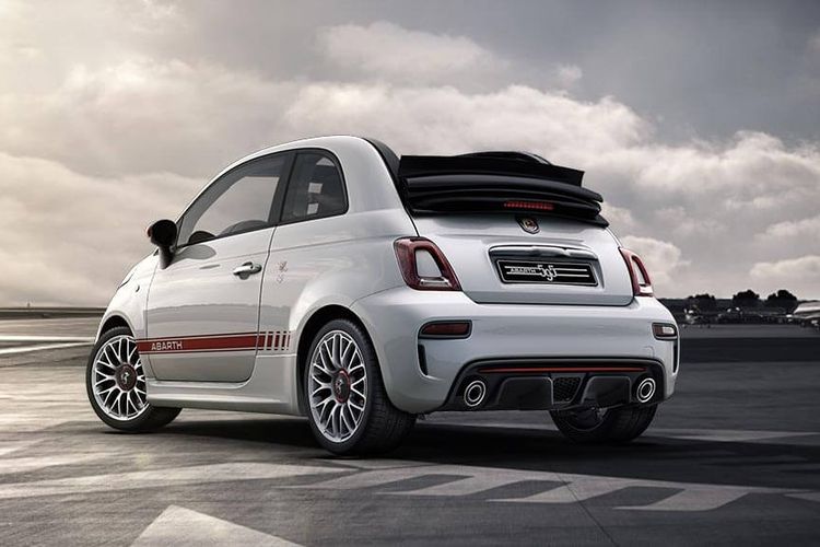 Abarth Kalajengking 595 Scorpioneoro