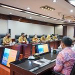 Wali Kota Medan, Bobby Nasution menerima kunjungan kerja Wali Kota Bengkulu, H. Helmi Hasan di Ruang Rapat I, Kantor Wali Kota