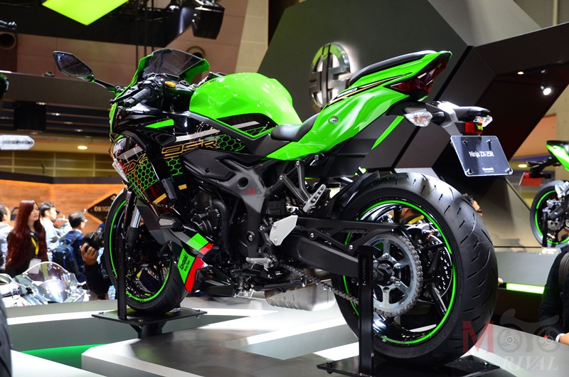 Setelah meluncurkan superbike Ninja ZX-10R pada 11 Juni 2021 lalu, Kawasaki Indonesia mereka akan meluncurkan 2 motor baru lagi yang lebih terjangkau dari segi harga.
