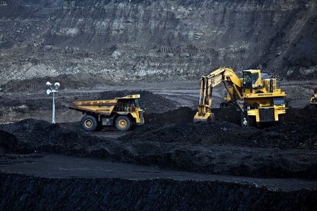 Harga batu bara masih terus mengalami kenaikan yang tajam. Terbukti dalam sepekan terakhir harga batu bara naik lebih dari 5%.