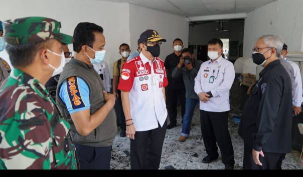 Menteri Hukum dan Hak Asasi Manusia (Menkumham) Yasonna Laoly membentuk sebanyak lima tim terkait kebakaran di Lembaga Pemasyarakatan (Lapas) Kelas 1 Tangerang, Banten