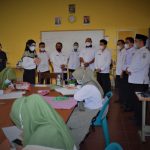 Sekolah menengah atas (SMA) sederajat di Kabupaten Langkat, melaksanakan pembelajaran tatap muka terbatas ditengah COVID-19