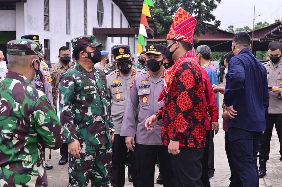 Kapolri Jenderal Pol Listyo Sigit Prabowo bersama Panglima TNI Marsekal Hadi Tjahjanto kembali melaksanakan kunjungan kerja ke Kota Medan