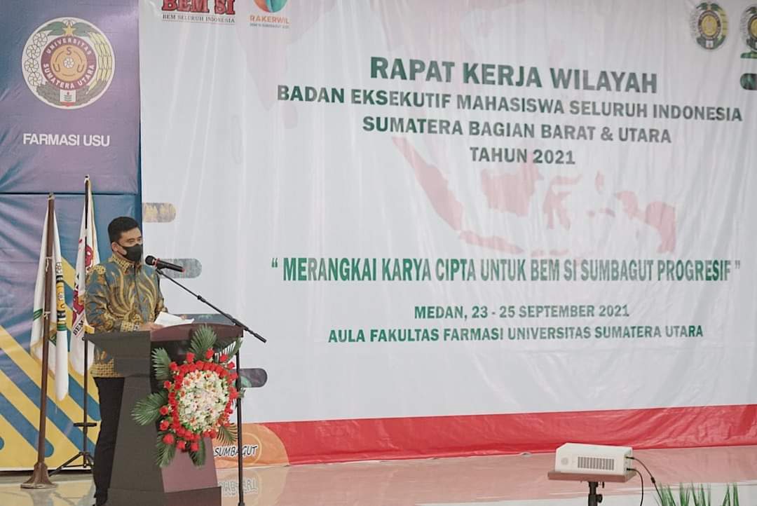 Wali Kota Medan, Bobby Nasution mendorong mahasiswa untuk terus berinovasi dan selanjutnya menjalin komunikasi serta kolaborasi dengan Pemko Medan untuk merealisasikan ide-ide inovatif tersebut