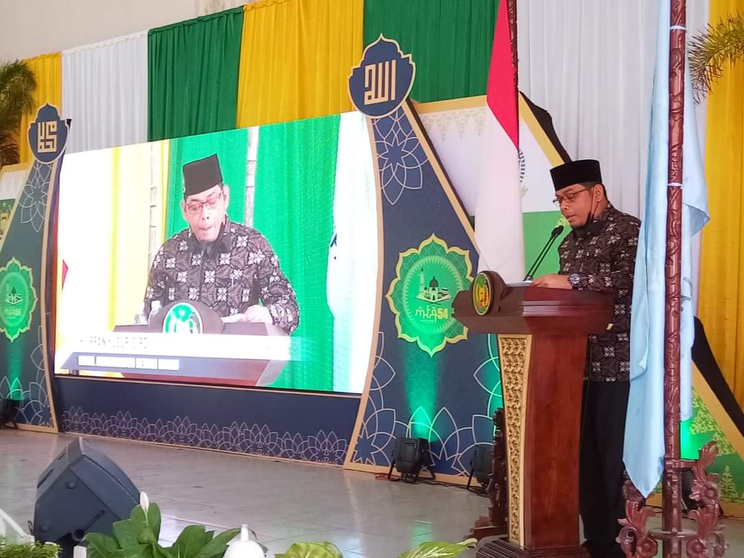 Musabaqoh Tilawatil Qur'an (MTQ) ke 54 tingkat Kabupaten Langkat resmi ditutup Bupati Langkat Terbit Rencana Peranginangin (PA), melalui Wabup Langkat H. Syah Afandin ditandai closing ceremony, di Jentera Malay Rumdis Bupati Langkat