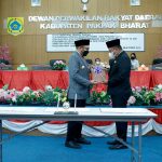 Dewan Perwakilan Rakyat Daerah (DPRD) dan Pemerintah Kabupaten (Pemkab) Pakpak Bharat mengesahkan Peraturan Daerah Pakpak Bharat tentang Perubahan Anggaran Belanja Daerah (P-APBD) Tahun Anggaran 2021