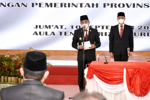 Gubernur Sumatera Utara, Edy Rahmayadi melantik Ismail Lubis sebagai Kepala Dinas Kesehatan Provinsi Sumut