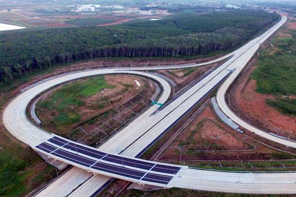 Pemerintahan Presiden Jokowi akan terus membangun jalan tol hingga 2024