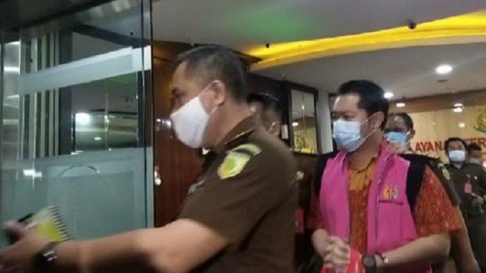 Penyidik Kejaksaan Agung (Kejagung) mengaku sudah siap melawan gugatan yang telah dilayangkan perusahaan tambang PT Gunung Bara Utama ke Pengadilan Negeri Jakarta Selatan