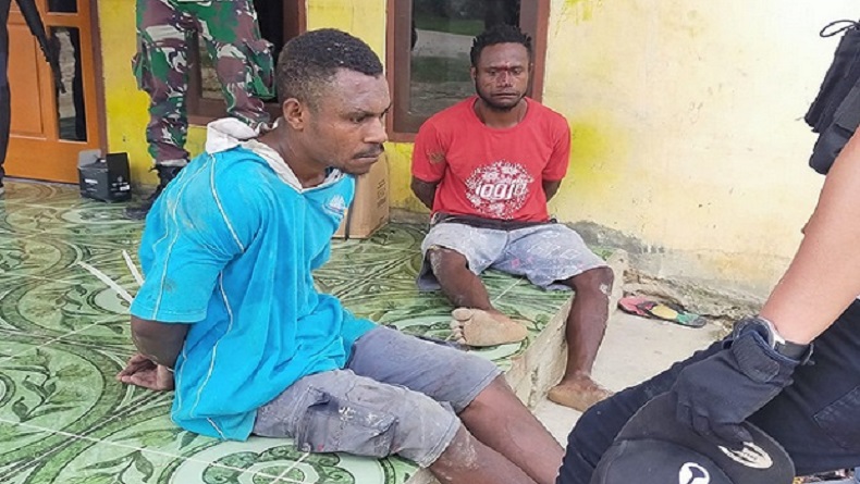 Dua warga di Kabupaten Maybrat, Papua Barat, diamankan karena diduga anggota kelompok kriminal bersenjata (KKB)