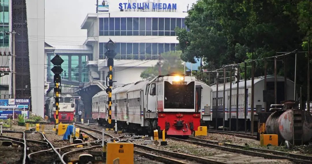 Wali Kota Medan, Bobby Nasution mendukung pembangunan jalur layang kereta api yang menghubungkan antara Kota Medan dengan Kota Binjai