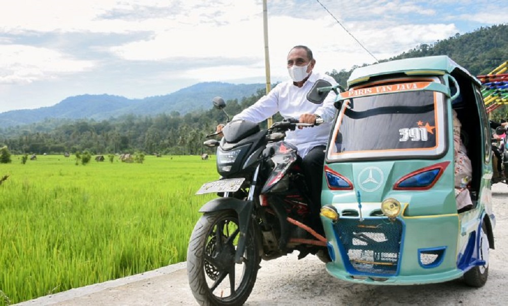 Sejumlah akademisi menilai pembangunan bidang pertanian dan pemberdayaan masyarakat desa di Provinsi Sumatera Utara (Sumut) dalam tiga tahun terakhir terus membaik. Hal tersebut tidak terlepas dari kepemimpinan Gubernur Sumut Edy Rahmayadi dan Wakil Gubernur Musa Rajekshah