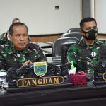 TNI mengamankan satu orang yang diduga pelaku penyerangan Posramil Kisor, Distrik Aifat Selatan, Maybrat, Papua Barat, yang menyebabkan empat anggota TNI gugur