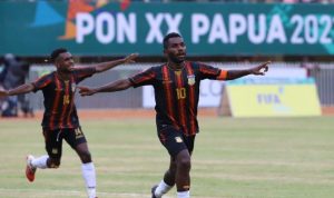 Tim sepak bola putra Aceh melangkah ke partai final Pekan Olahraga Nasional (PON) XX Papua seusai menjungkalkan Jawa Timur dengan skor 2-1 dalam pertandingan semifinal di Stadion Barnabas Youwe, Kabupaten Jayapura