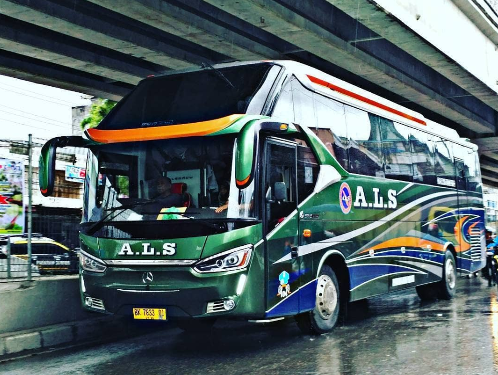 Ini Trayek Bus Terjauh di Indonesia, Jaraknya Seperti Membelah Eropa dari Barat ke Timur