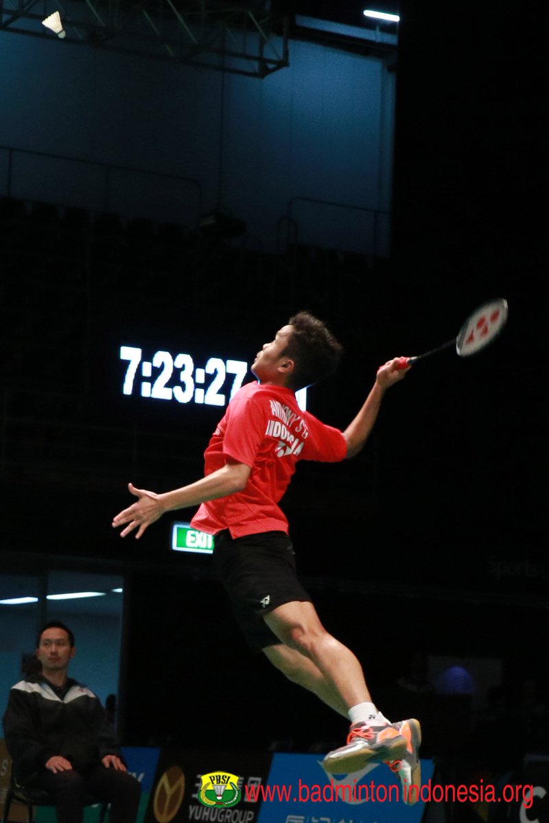 Pebulu tangkis tunggal putra andalan Indonesia, Anthony Sinisuka Ginting menyumbang angka untuk Tim Indonesia pada partai pembuka final Piala Thomas menghadapi China di Ceres Arena, Aarhus, Denmark, Minggu (17/10/2021) malam WIB.