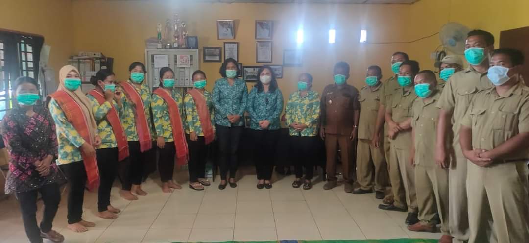 Lomba Desa Bersih merupakan salah satu strategi Pemerintah Kabupaten Karo untuk memasyarakatkan kebersihan lingkungan ditengah-tengah masyarakat, sebab kegiatan yang melibatkan langsung masyarakat dalam menciptakan lingkungan bersih dan sehat. 