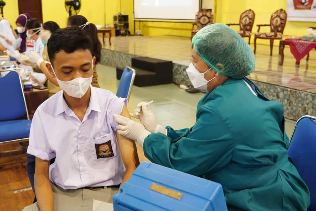 TNI, INTI Sumut dan Pemko Tebing Tinggi Kolaborasi Gelar 2.000 Vaksinasi Anak Sekolah