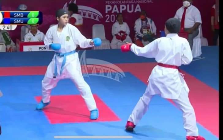 Karateka putri kelas 61 kg asal Sumut Serda (K) Nicky Dwi Oktari Isyelda berhasil menyumbang perunggu kepada Kontingen Sumatera Utara dari cabang olahraga karate di Pekan Olahraga Nasional (PON) XX di GOR Politeknik Penerbangan Kayu Batu, Kota Jayapura, 11-14 Oktober 2021.