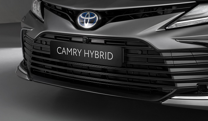 Toyota Luncurkan New Camry