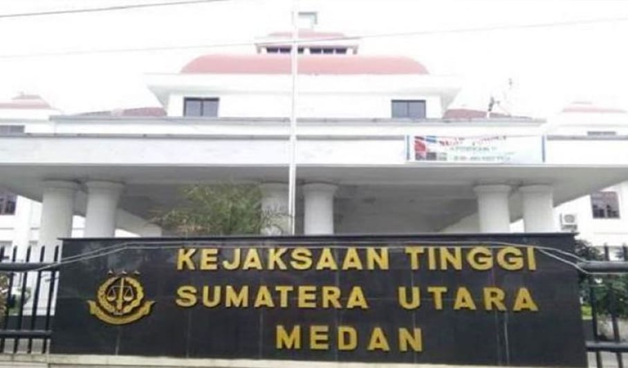 Kejaksaan Tinggi Sumatera Utara (Kejati Sumut) menetapkan dua tersangka kasus dugaan korupsi senilai Rp 2,3 miliar. Kedua tersangka pun telah ditahan