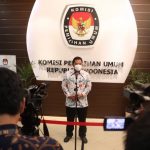 Komisi II DPR bersama Kementerian Dalam Negeri (Kemendagri) dan penyelenggara pemilu masih menggelar rapat konsinyering untuk mencari titik temu jadwal pelaksanaan Pemilu 2024