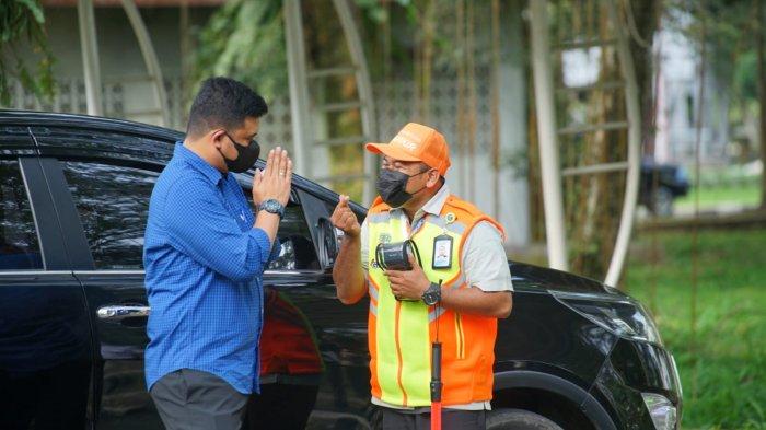 Wali Kota Medan Bobby Nasution gencar menerapkan digitalisasi termasuk perparkiran di Kota Medan dengan penerapan E-Parking. Bahkan akan diperluas 22 titik plus Jalan Ahmad Yani di sejumlah jalan di Kota Medan