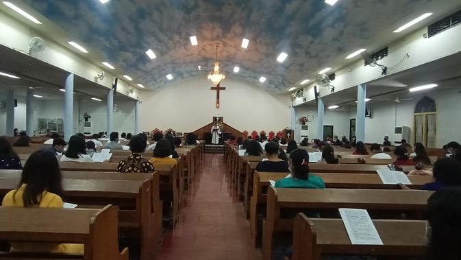 Persekutuan Gereja-Gereja di Indonesia (PGI) mengecam penyerangan terhadap rumah jemaat Huria Kristen Batak Protestan (HKBP) Rengasdengklok di Desa Amansari, Karawang, Jawa Barat yang dilakukan sekelompok massa.