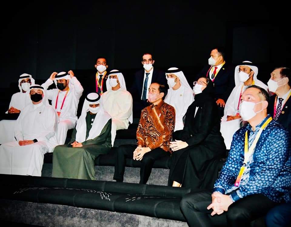 Dalam kunjungan kerjanya di Dubai, Persatuan Emirat Arab (PEA), Kamis (04 /11/2021), Presiden RI Joko Widodo (Jokowi) meninjau langsung perhelatan Dubai Expo.
