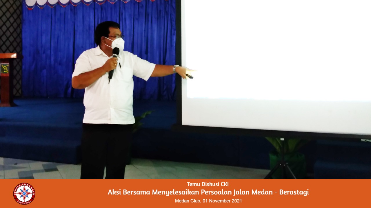 Mencermati perkembangan jalan Medan-Berastagi yang semakin lama semakin tinggi tingkat kemacetannya, Ikatan Cendekiawan Karo Indonesia (ICKI) Sumatera Utara mengadakan pertemuan dengan Pemkab Karo di Medan Club, Jalan Kartini Medan, Senin (1/11/2021).