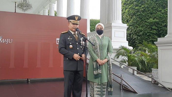 Jenderal TNI Dudung Abdurachman mengatakan serah terima jabatan Kepala Staf Angkatan Darat (KSAD) antara dirinya dan Jenderal TNI Andika Perkasa