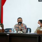 Bupati Pakpak Bharat mengundang segenap Unsur Forum Pimpinan Daerah Pakpak Bharat guna membahas beberapa langkah teknis diantaranya guna mencegah penyebaran Covid-19 dengan adanya beberapa perhelatan dimaksud