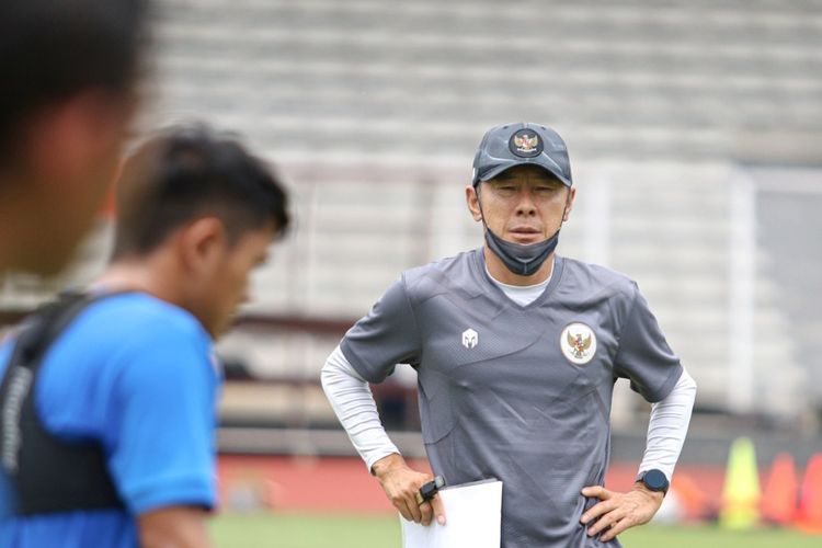 Menpora Zainudin Amali menjamin posisi Shin Tae-yong tak akan diganti apapun hasil akhir Timnas Indonesia di Piala AFF 2020.