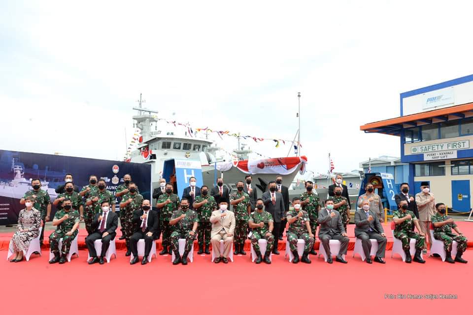 PT PAL Indonesia (Persero) secara resmi luncurkan Kapal Cepat Rudal (KCR) 60 meter ke-5 Ceremony launching dibuka oleh CEO PT PAL Indonesia (Persero) Kaharuddin Djenod, dan dipimpin langsung oleh Probowo Subianto selaku Menteri Pertahanan RI, Munggu (5/12/2021).