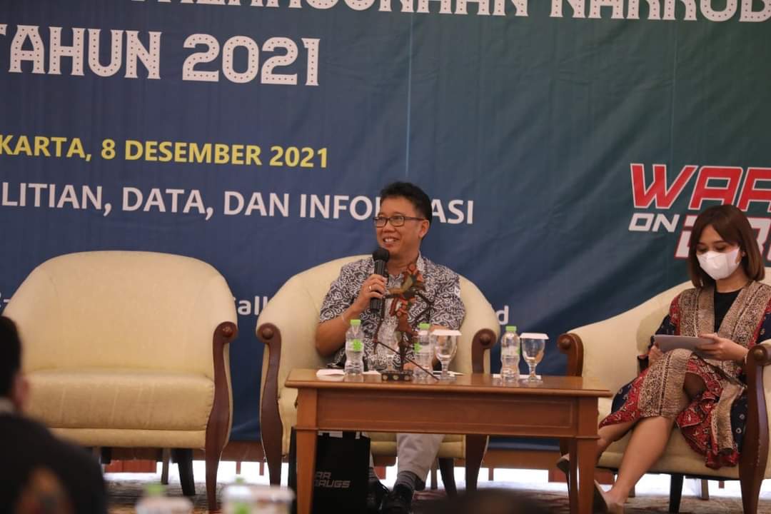Kepala Badan Narkotika Nasional Republik Indonesia, Dr. Petrus Reinhard Golose, resmi membuka Uji Publik Hasil Penelitian BNN RI tentang Survei Nasional Penyalahgunaan Narkoba Tahun 2021 di Hotel Dharmawangsa, Jakarta, Rabu (8/12/2021).