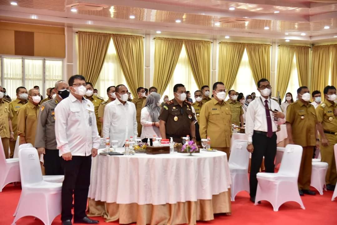 Gubernur Sumatera Utara (Sumut) mencatat selama kurun hingga 2021, pertumbuhan ekonomi mengalami perbaikan sejak Pandemi Covid-19 melanda dunia pada awal 2020 lalu. Karena itu, dibutuhkan kerja bersama pemerintah pusat hingga ke desa, dengan memanfaatkan anggaran total Rp59,77 triliun melalui penyerahan Daftar Isian Pelaksanaan Anggaran (DIPA) dan Transfer ke Daerah dan Dana Desa (TKDD) tahun 2022 dari APBN.